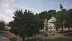 Náměstí, Hrad a Trůba