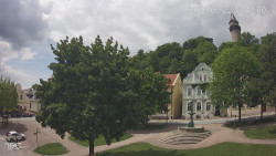 Náměstí, Hrad a Trůba