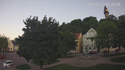 Náměstí, Hrad a Trůba