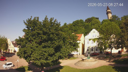Náměstí, Hrad a Trůba