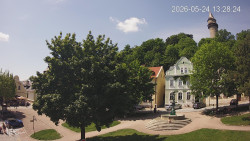 Náměstí, Hrad a Trůba