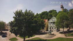 Náměstí, Hrad a Trůba