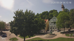 Náměstí, Hrad a Trůba