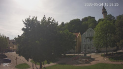 Náměstí, Hrad a Trůba