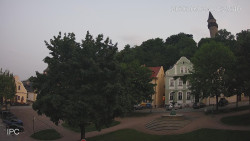 Náměstí, Hrad a Trůba