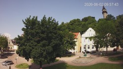 Náměstí, Hrad a Trůba