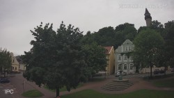 Náměstí, Hrad a Trůba