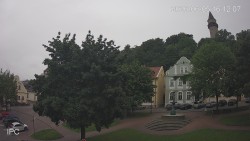 Náměstí, Hrad a Trůba