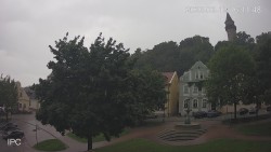 Náměstí, Hrad a Trůba