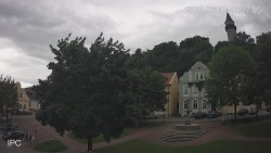 Náměstí, Hrad a Trůba
