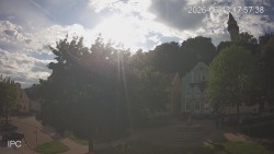 Náměstí, Hrad a Trůba