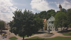 Náměstí, Hrad a Trůba