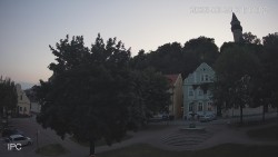 Náměstí, Hrad a Trůba