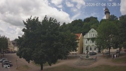 Náměstí, Hrad a Trůba