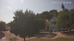 Náměstí, Hrad a Trůba