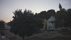 Náměstí, Hrad a Trůba
