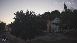 Náměstí, Hrad a Trůba