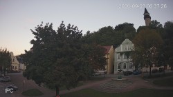 Náměstí, Hrad a Trůba