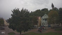 Náměstí, Hrad a Trůba