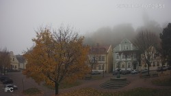 Náměstí, Hrad a Trůba