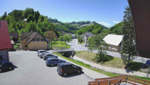 Obec Rusava - Kamera u Jubilejní ZŠ T. G. Masaryka a MŠ - 9.5.2025 v 13:00
