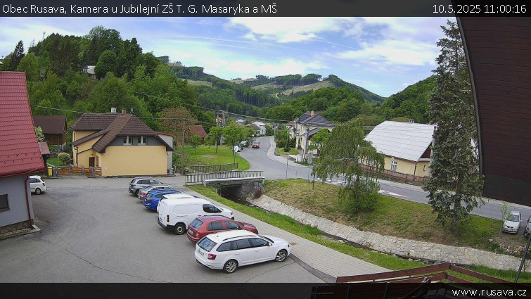Obec Rusava - Kamera u Jubilejní ZŠ T. G. Masaryka a MŠ - 10.5.2025 v 11:00 Obec Rusava - Kamera u Jubilejní ZŠ T. G. Masaryka a MŠ - 10.5.2025 v 11:00