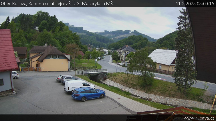 Obec Rusava - Kamera u Jubilejní ZŠ T. G. Masaryka a MŠ - 11.5.2025 v 05:00 Obec Rusava - Kamera u Jubilejní ZŠ T. G. Masaryka a MŠ - 11.5.2025 v 05:00