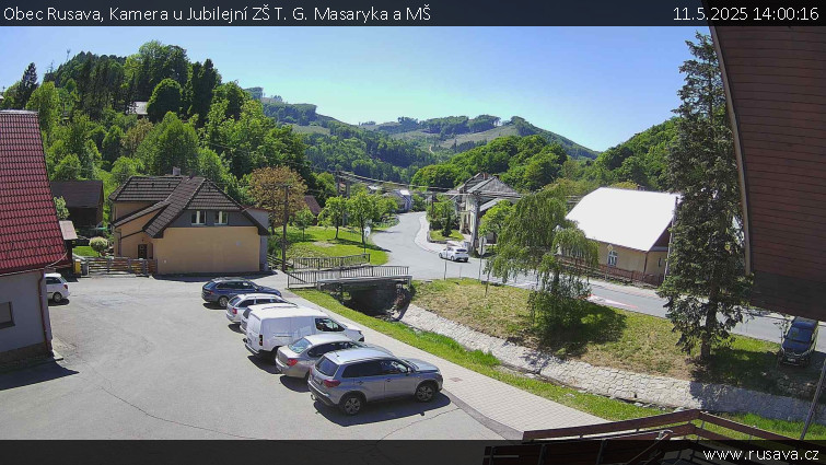 Obec Rusava - Kamera u Jubilejní ZŠ T. G. Masaryka a MŠ - 11.5.2025 v 14:00 Obec Rusava - Kamera u Jubilejní ZŠ T. G. Masaryka a MŠ - 11.5.2025 v 14:00