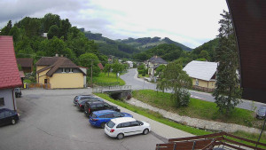 Obec Rusava - Kamera u Jubilejní ZŠ T. G. Masaryka a MŠ - 16.6.2025 v 12:00