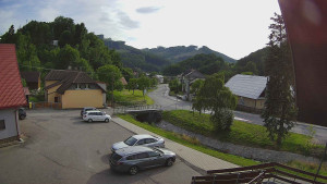 Obec Rusava - Kamera u Jubilejní ZŠ T. G. Masaryka a MŠ - 23.6.2025 v 18:00