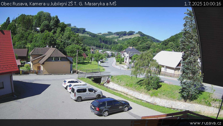 Obec Rusava - Kamera u Jubilejní ZŠ T. G. Masaryka a MŠ - 1.7.2025 v 10:00 Obec Rusava - Kamera u Jubilejní ZŠ T. G. Masaryka a MŠ - 1.7.2025 v 10:00