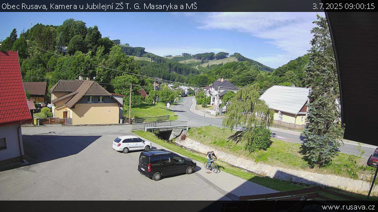 Obec Rusava - Kamera u Jubilejní ZŠ T. G. Masaryka a MŠ - 3.7.2025 v 09:00