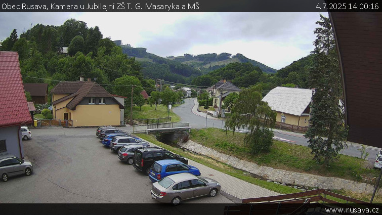 Obec Rusava - Kamera u Jubilejní ZŠ T. G. Masaryka a MŠ - 4.7.2025 v 14:00 Obec Rusava - Kamera u Jubilejní ZŠ T. G. Masaryka a MŠ - 4.7.2025 v 14:00