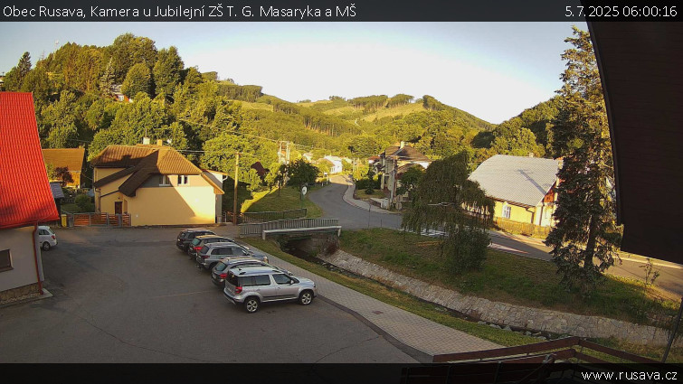 Obec Rusava - Kamera u Jubilejní ZŠ T. G. Masaryka a MŠ - 5.7.2025 v 06:00 Obec Rusava - Kamera u Jubilejní ZŠ T. G. Masaryka a MŠ - 5.7.2025 v 06:00