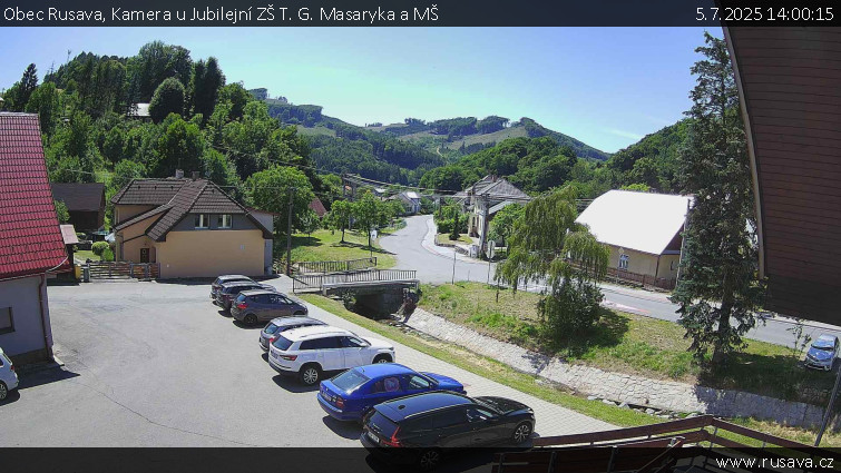 Obec Rusava - Kamera u Jubilejní ZŠ T. G. Masaryka a MŠ - 5.7.2025 v 14:00 Obec Rusava - Kamera u Jubilejní ZŠ T. G. Masaryka a MŠ - 5.7.2025 v 14:00
