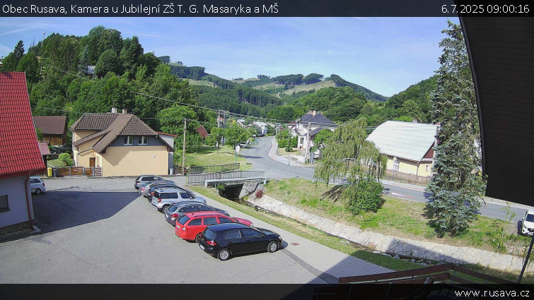 Obec Rusava - Kamera u Jubilejní ZŠ T. G. Masaryka a MŠ - 6.7.2025 v 09:00 Obec Rusava - Kamera u Jubilejní ZŠ T. G. Masaryka a MŠ - 6.7.2025 v 09:00