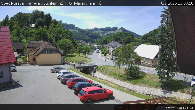 Obec Rusava - Kamera u Jubilejní ZŠ T. G. Masaryka a MŠ - 6.7.2025 v 13:00 Obec Rusava - Kamera u Jubilejní ZŠ T. G. Masaryka a MŠ - 6.7.2025 v 13:00