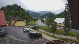 Obec Rusava - Kamera u Jubilejní ZŠ T. G. Masaryka a MŠ - 7.7.2025 v 07:00