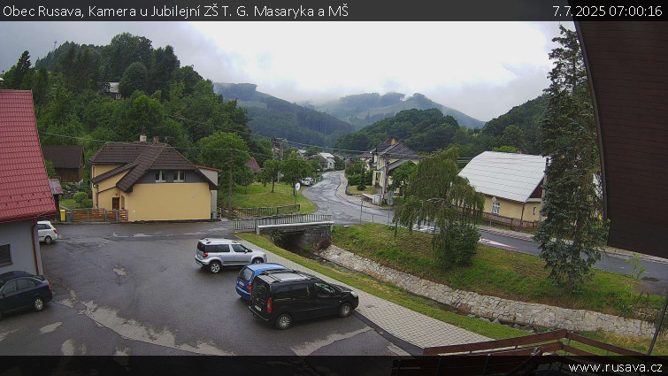 Obec Rusava - Kamera u Jubilejní ZŠ T. G. Masaryka a MŠ - 7.7.2025 v 07:00 Obec Rusava - Kamera u Jubilejní ZŠ T. G. Masaryka a MŠ - 7.7.2025 v 07:00