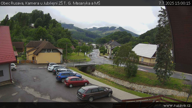 Obec Rusava - Kamera u Jubilejní ZŠ T. G. Masaryka a MŠ - 7.7.2025 v 15:00 Obec Rusava - Kamera u Jubilejní ZŠ T. G. Masaryka a MŠ - 7.7.2025 v 15:00