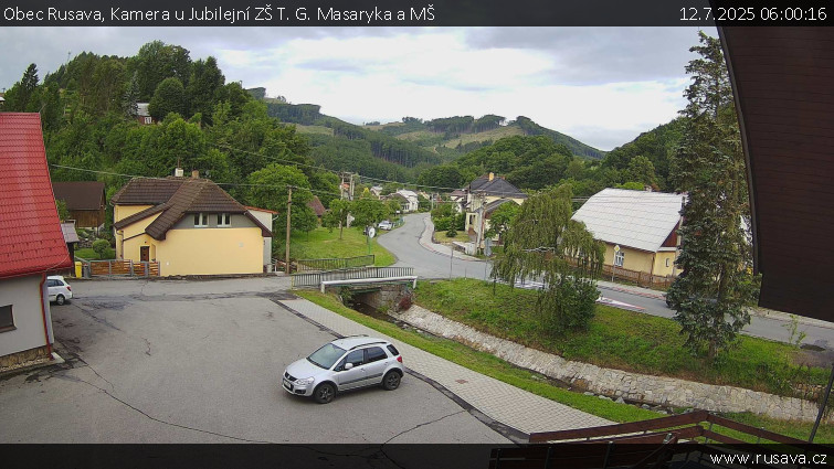 Obec Rusava - Kamera u Jubilejní ZŠ T. G. Masaryka a MŠ - 12.7.2025 v 06:00 Obec Rusava - Kamera u Jubilejní ZŠ T. G. Masaryka a MŠ - 12.7.2025 v 06:00