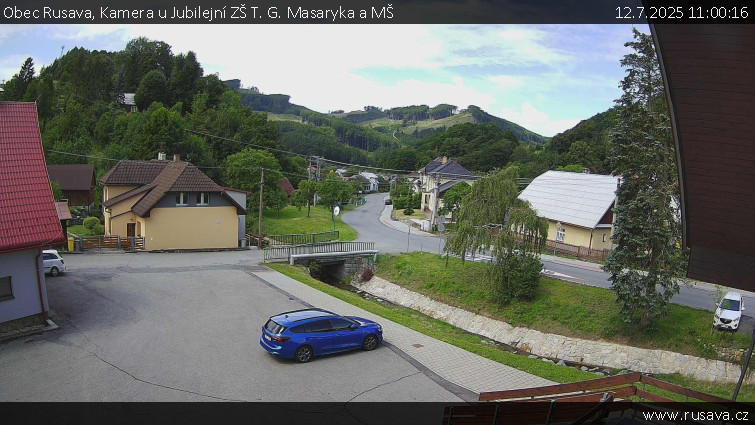 Obec Rusava - Kamera u Jubilejní ZŠ T. G. Masaryka a MŠ - 12.7.2025 v 11:00 Obec Rusava - Kamera u Jubilejní ZŠ T. G. Masaryka a MŠ - 12.7.2025 v 11:00