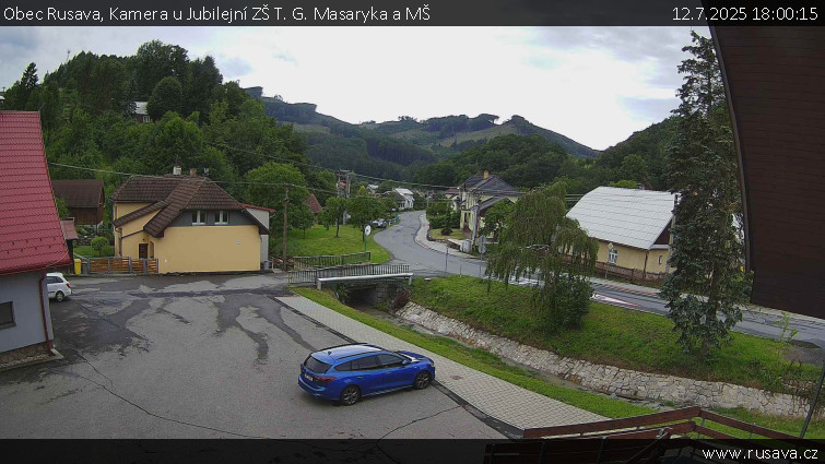 Obec Rusava - Kamera u Jubilejní ZŠ T. G. Masaryka a MŠ - 12.7.2025 v 18:00 Obec Rusava - Kamera u Jubilejní ZŠ T. G. Masaryka a MŠ - 12.7.2025 v 18:00