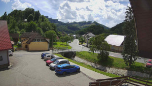 Obec Rusava - Kamera u Jubilejní ZŠ T. G. Masaryka a MŠ - 13.7.2025 v 15:00