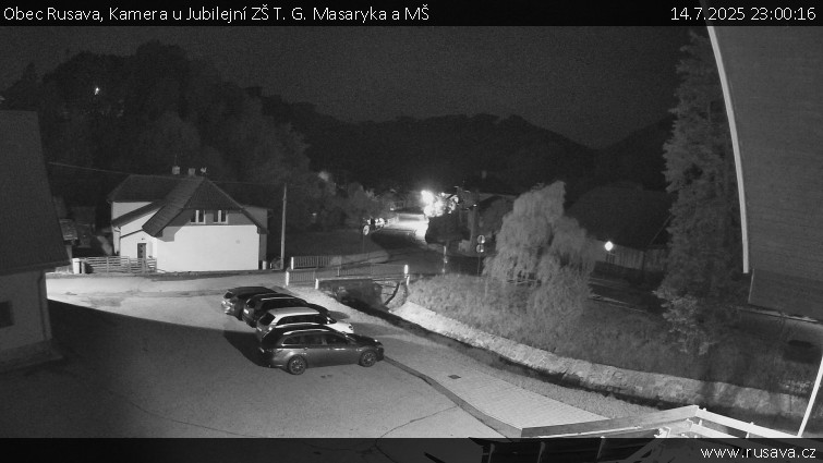 Obec Rusava - Kamera u Jubilejní ZŠ T. G. Masaryka a MŠ - 14.7.2025 v 23:00 Obec Rusava - Kamera u Jubilejní ZŠ T. G. Masaryka a MŠ - 14.7.2025 v 23:00