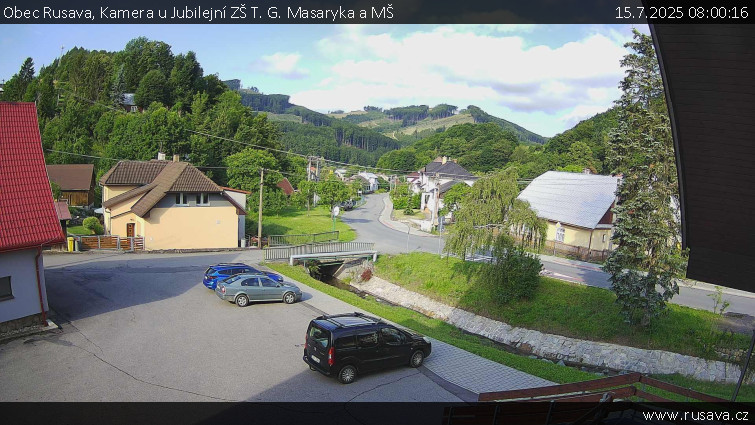 Obec Rusava - Kamera u Jubilejní ZŠ T. G. Masaryka a MŠ - 15.7.2025 v 08:00 Obec Rusava - Kamera u Jubilejní ZŠ T. G. Masaryka a MŠ - 15.7.2025 v 08:00