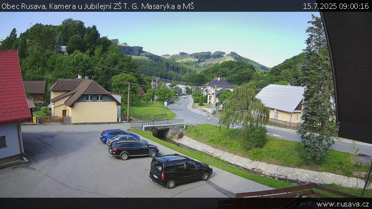 Obec Rusava - Kamera u Jubilejní ZŠ T. G. Masaryka a MŠ - 15.7.2025 v 09:00 Obec Rusava - Kamera u Jubilejní ZŠ T. G. Masaryka a MŠ - 15.7.2025 v 09:00