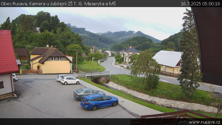 Obec Rusava - Kamera u Jubilejní ZŠ T. G. Masaryka a MŠ - 16.7.2025 v 05:00 Obec Rusava - Kamera u Jubilejní ZŠ T. G. Masaryka a MŠ - 16.7.2025 v 05:00