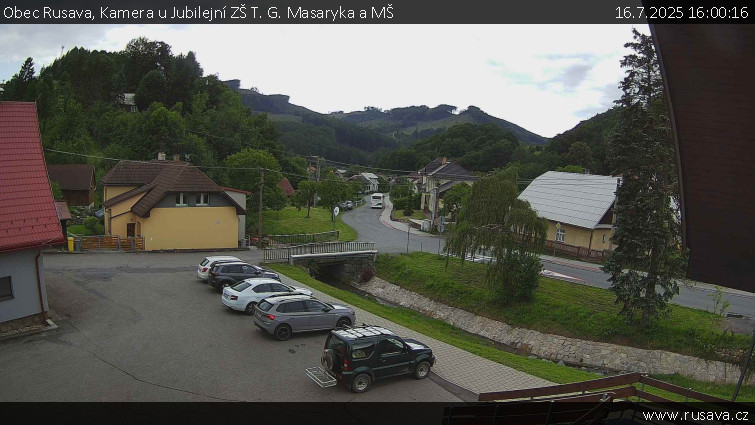 Obec Rusava - Kamera u Jubilejní ZŠ T. G. Masaryka a MŠ - 16.7.2025 v 16:00 Obec Rusava - Kamera u Jubilejní ZŠ T. G. Masaryka a MŠ - 16.7.2025 v 16:00