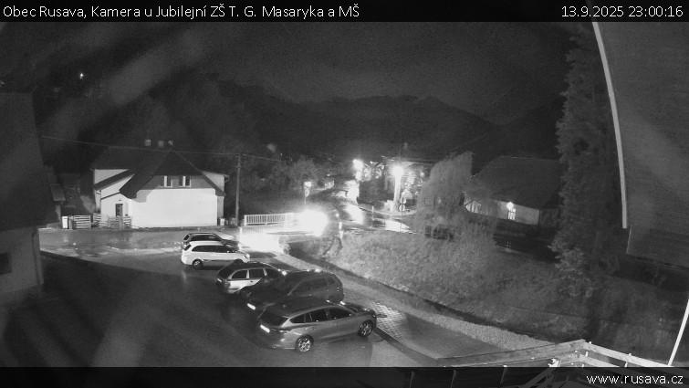 Obec Rusava - Kamera u Jubilejní ZŠ T. G. Masaryka a MŠ - 13.9.2025 v 23:00
